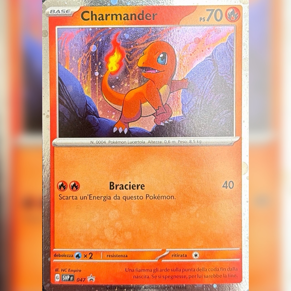 SVP047 Charmander Cosmo Holo | Black Star Promo (IT)