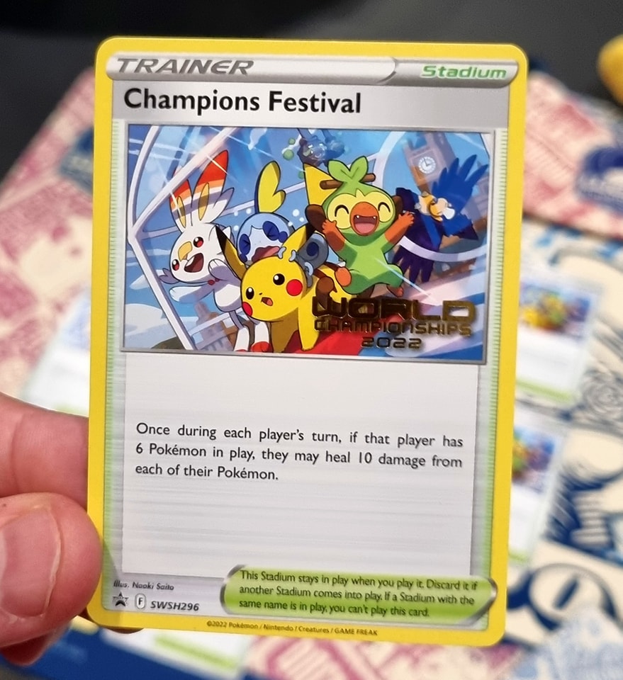 Mondiali TCG Pokémon 2022: svelato il Kit Regalo ai partecipanti