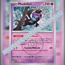 044/131 Munkidori Poke Ball Reverse | Evoluzioni Prismatiche