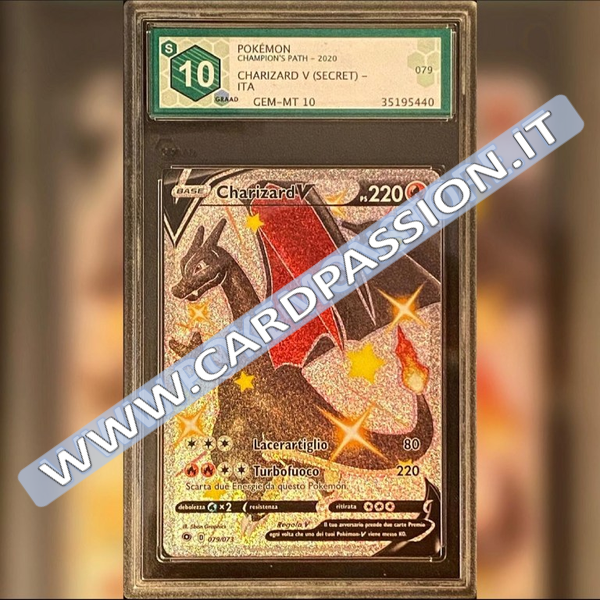 079/073 Charizard V Shiny | Futuri Campioni ITA - Graad 10 - Card Passion