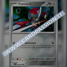 146/217 Pawniard Poke Ball Reverse | Ascesa Eroica