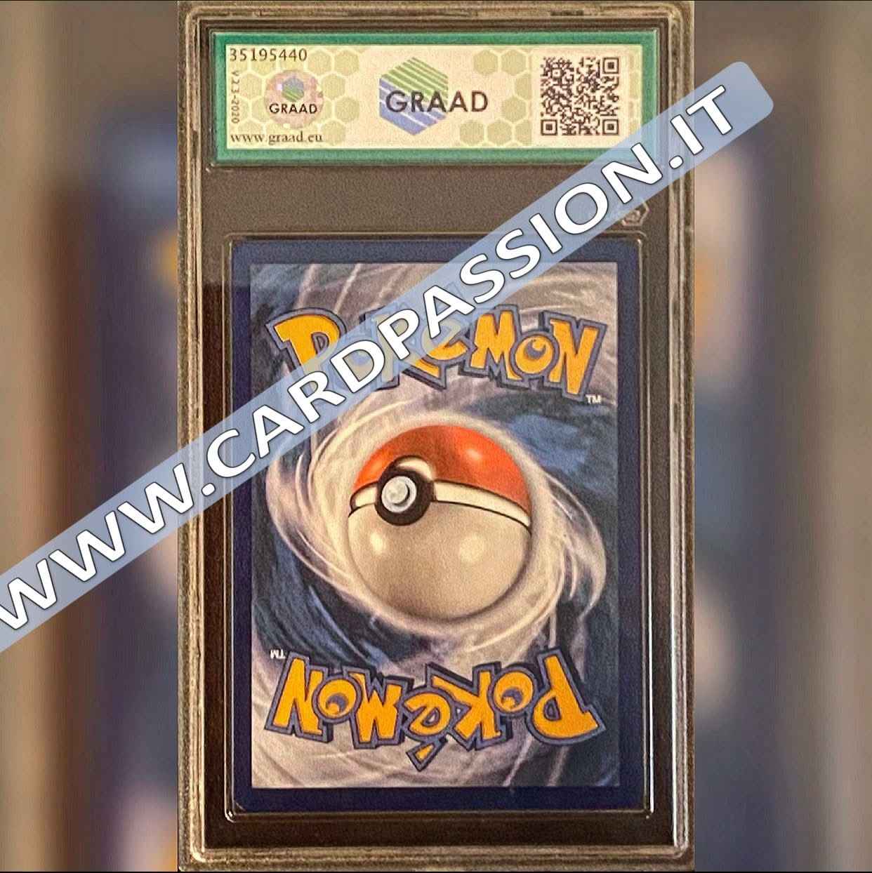 079/073 Charizard V Shiny | Futuri Campioni ITA - Graad 10