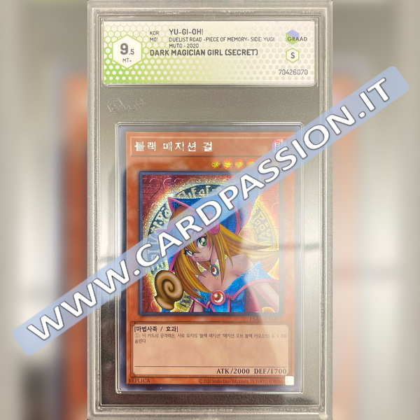 15AX-KRM01 Dark Magician Girl (Secret) | Duelist Road Graad 9.5 (KOR)